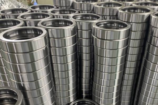 角接觸球軸承背對(duì)背與面對(duì)面配置