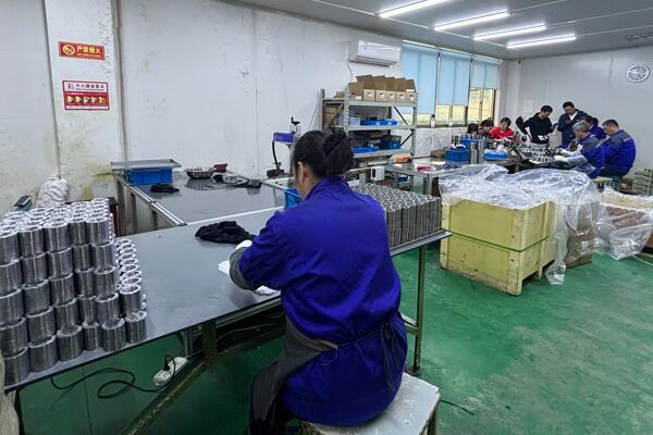 數控機床主軸軸承壞了需要換幾個？